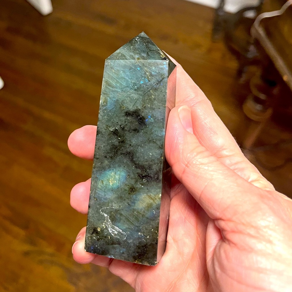 Labradorite Crystal Tower - Picture 4 of 7